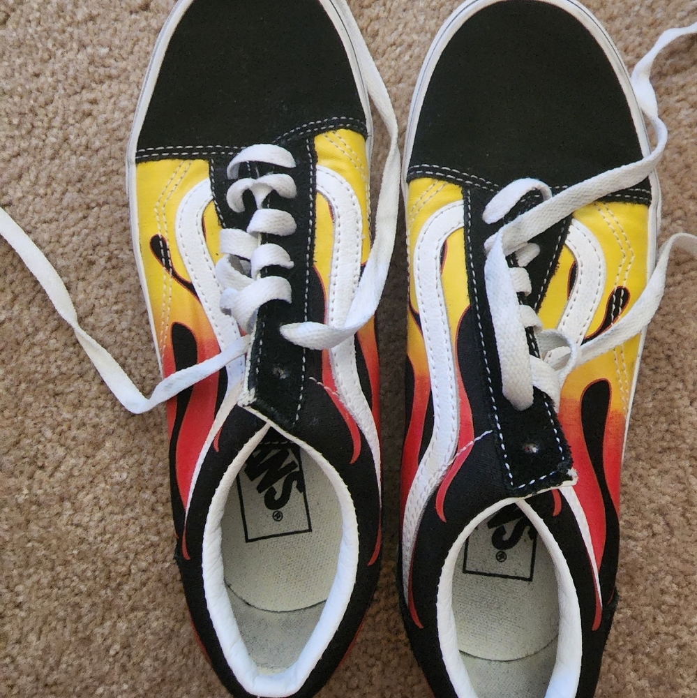 Vans flame sneaker